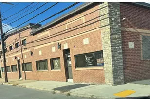 2812-B Acushnet Ave, New Bedford, MA 02745 - Photo 1