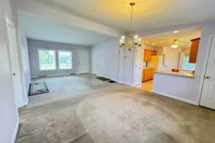 22 Brookstone Dr, Bridgewater, MA 02324 - Photo 11