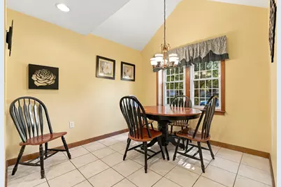 23 Hawthorne Vlg #A, Franklin, MA 02038 - Photo 5
