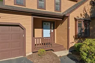 23 Hawthorne Village, Franklin, MA 02038 - Photo 3