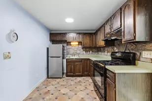 95 Mayflower Ln, Wareham, MA 02571 - Photo 11