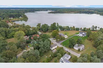 41 Lakeview St, Carver, MA 02330 - Photo 11
