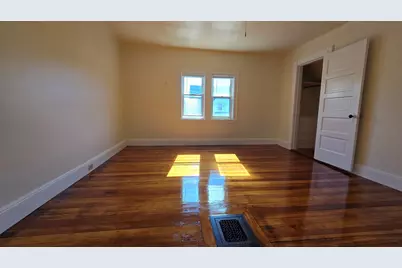 27 Newcastle Rd #1, Boston, MA 02135 - Photo 9
