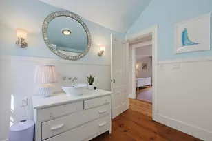 423 South St, Holliston, MA 01746 - Photo 27