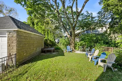 69 Milford St, New Bedford, MA 02745 - Photo 19