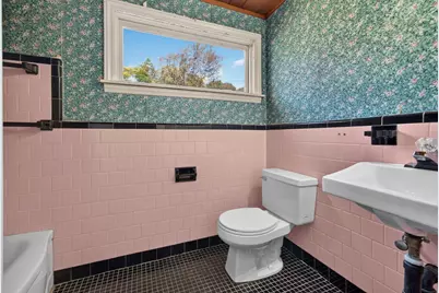 31 Westmorland Dr, Worcester, MA 01602 - Photo 15