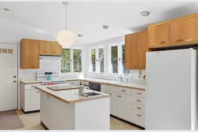 148 Rutland Street, Carlisle, MA 01741 - Photo 3