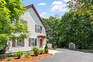 55 Cottage St, Fitchburg, MA 01420 - Photo 3