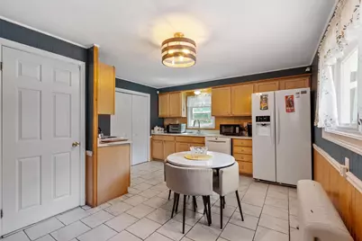 55 Cottage Street, Fitchburg, MA 01420 - Photo 5