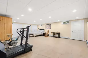 15 Beverly St, Quincy, MA 02169 - Photo 25