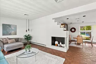 27 Ridgefield Dr, Framingham, MA 01701 - Photo 3