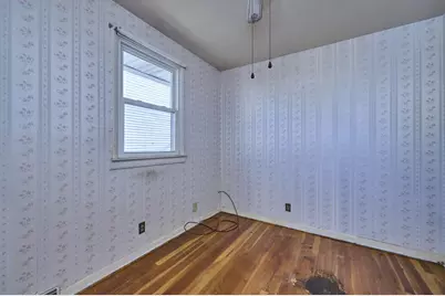 41 Henry St, Malden, MA 02148 - Photo 5