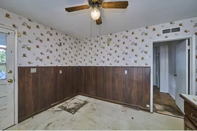 41 Henry St, Malden, MA 02148 - Photo 9
