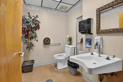 88 Oak St, Methuen, MA 01844 - Photo 13