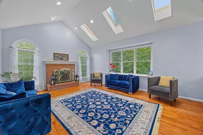 22 Faulkner Rd, Shrewsbury, MA 01545 - Photo 9