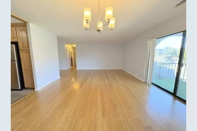 1002 Paradise Rd #3R, Swampscott, MA 01907 - Photo 7
