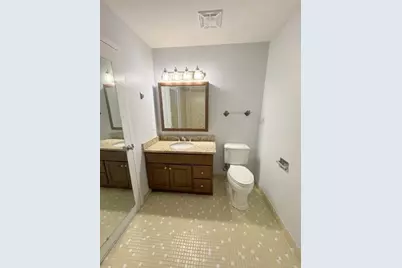 1002 Paradise Rd #3R, Swampscott, MA 01907 - Photo 19