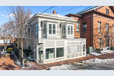 68 Pleasant St #2, Newburyport, MA 01950 - Photo 1