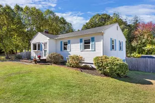 590 Pond St, Franklin, MA 02038 - Photo 5