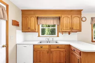 590 Pond St, Franklin, MA 02038 - Photo 13