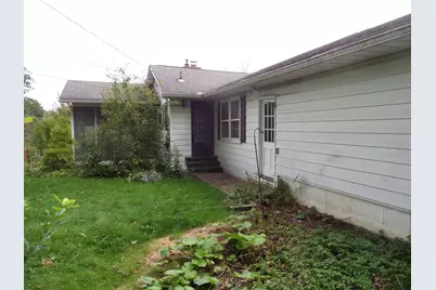 76 Hillview Rd, Holyoke, MA 01040 - Photo 3