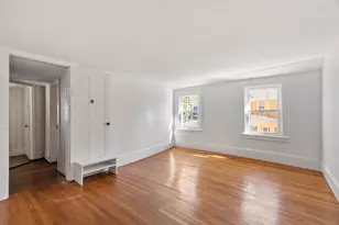 58 Temple St, Newburyport, MA 01950 - Photo 23