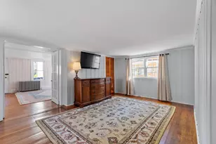 58 Temple St, Newburyport, MA 01950 - Photo 11