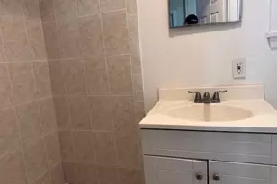 36 Lynde St, Malden, MA 02148 - Photo 5