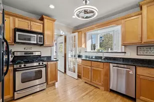 129 Hillside Rd, Watertown, MA 02472 - Photo 11