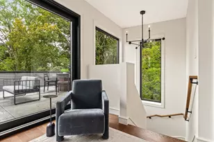 8 Holworthy Terrace, Cambridge, MA 02138 - Photo 15