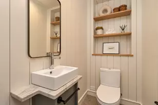 8 Holworthy Terrace, Cambridge, MA 02138 - Photo 7