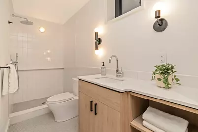 8 Holworthy Terrace, Cambridge, MA 02138 - Photo 21