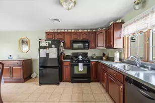 279 Central St, East Bridgewater, MA 02333 - Photo 11