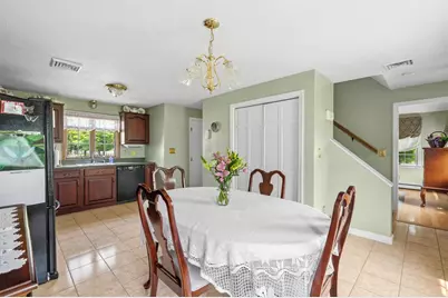 279 Central St #279, East Bridgewater, MA 02333 - Photo 9