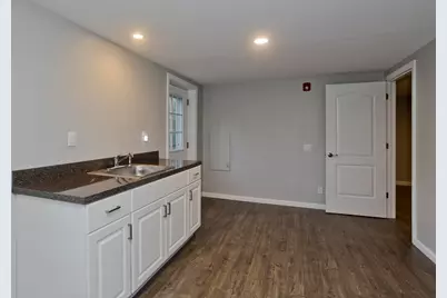 185 Miller St, Ludlow, MA 01056 - Photo 7