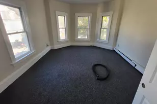 67 5th St, Lowell, MA 01850 - Photo 3
