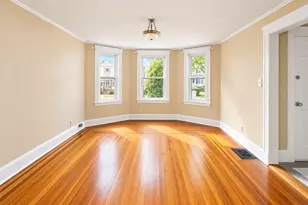 65 Chestnut St, Wakefield, MA 01880 - Photo 11