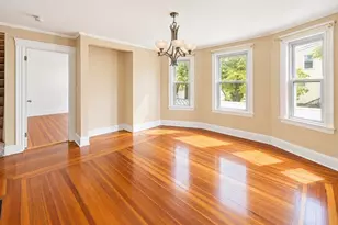 65 Chestnut St, Wakefield, MA 01880 - Photo 5