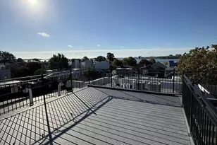 579 E 8th St, Boston, MA 02127 - Photo 25