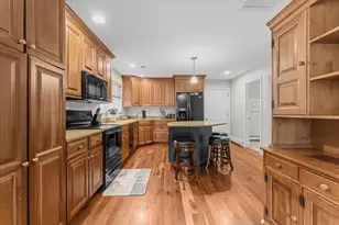 65 Arbor Rd, Uxbridge, MA 01569 - Photo 17