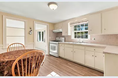 25 Orchard Rd, Natick, MA 01760 - Photo 9