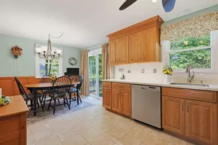 225 Oak, Franklin, MA 02038 - Photo 9