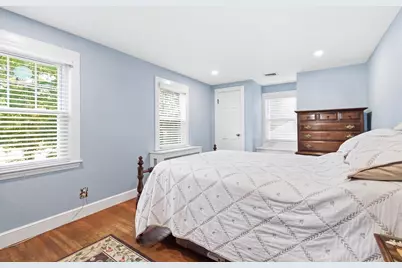 100 Academy Avenue, Weymouth, MA 02188 - Photo 13