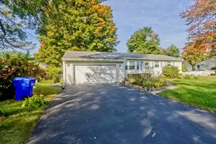 68 Talmadge Dr, Springfield, MA 01118 - Photo 3