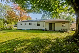 68 Talmadge Dr, Springfield, MA 01118 - Photo 33