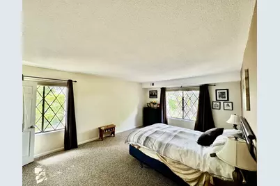 4700 N Main St #4H, Fall River, MA 02720 - Photo 11