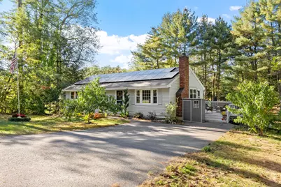18 East St, Pepperell, MA 01463 - Photo 1