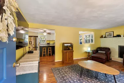 18 East St, Pepperell, MA 01463 - Photo 11