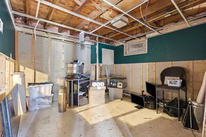 54 Capitol St, Methuen, MA 01844 - Photo 31
