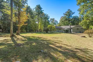 10 Lantern Rd, Framingham, MA 01702 - Photo 35